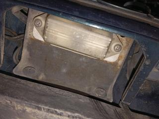 подсветка номера Mitsubishi Space Wagon 3 поколение (Typ N50) (1998 - 2004)