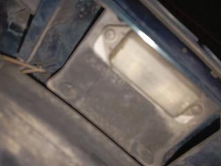 подсветка номера Mitsubishi Space Wagon 3 поколение (Typ N50) (1998 - 2004)