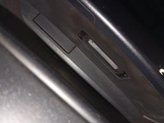 кнопка открытия багажника Nissan Tiida C11 (2004 - 2008)