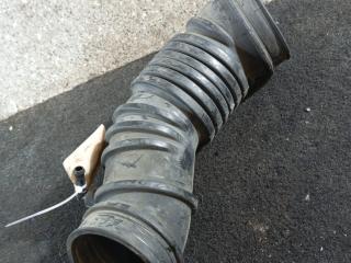 патрубок воздушного фильтра Mitsubishi Space Wagon 3 поколение (Typ N50) (1998 - 2004), 2.4 л., GDi, 4G64 (GDI), бензин, 5МКПП, MR373274