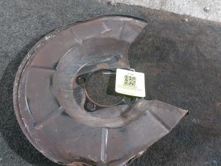 защитный кожух тормозного механизма Toyota Yaris XP9 (2005 - 2009), 1.3 л., i