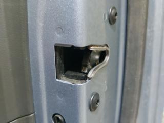 замок двери задней правой Chevrolet Cruze 1 поколение (2009 - 2012)