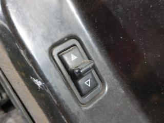 кнопка стеклоподъемника двери задней правой Jeep Grand Cherokee ZJ (1992 - 1996)