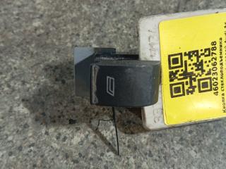 кнопка стеклоподъемника двери Audi A6 4B/C5 (1997 - 2001)