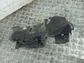 воздуховод (дефлектор) радиатора Volkswagen Passat B6 (2005 - 2010), 2.0 л., TDi, 3C0121283