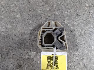 кронштейн радиатора Volkswagen Caddy 3 поколение [рестайлинг] (2010 - 2015), 1.6 л., TDi, дизель, 1Z0121367B