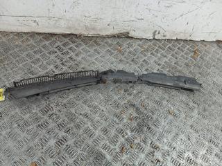 воздуховод (дефлектор) радиатора Volkswagen Passat B6 (2005 - 2010), 2.0 л., дизель, 3C0121330