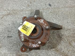 ступица передняя левая Mitsubishi Space Wagon 3 поколение (Typ N50) (1998 - 2004), 2.4 л., GDi, 4G64 (GDI), бензин, 5МКПП