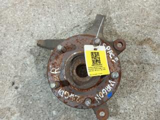 ступица передняя правая Mitsubishi Space Wagon 3 поколение (Typ N50) (1998 - 2004), 2.4 л., GDi, 4G64 (GDI), бензин, 5МКПП