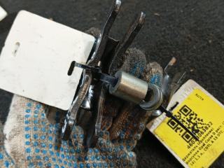 крепление форсунки Opel Corsa D [рестайлинг] (2010 - 2011), 1.3 л., CDTi, A 13 DTC, дизель, 5МКПП