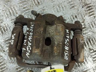 суппорт задний левый Mitsubishi Space Wagon 3 поколение (Typ N50) (1998 - 2004), 2.4 л., GDi, передний привод