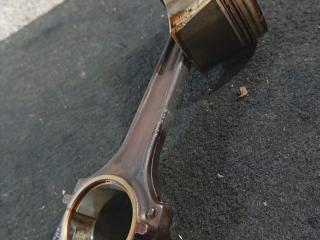 поршень Volkswagen Golf 4 поколение (1997 - 2006), 1.6 л., i, BFQ, бензин, 5МКПП