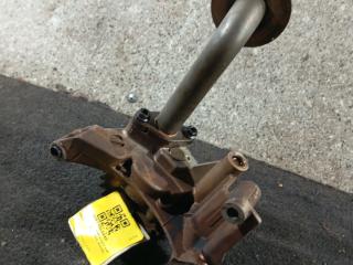 насос масляный Volkswagen Golf 4 поколение (1997 - 2006), 1.6 л., i, BFQ, бензин, 5МКПП, 06A115105B