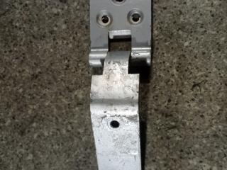 петля капота правая Mercedes-Benz G-Класс W463 (1990 - 2006)