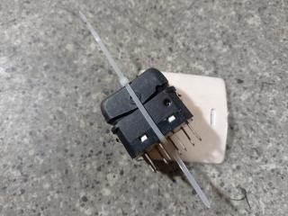 кнопка (выключатель) Mercedes-Benz Atego 1 поколение (1998 - 2013), 0025457607