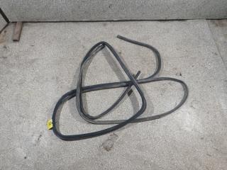 уплотнитель двери Mercedes-Benz G-Класс W463 (1990 - 2006), АКПП, внедорожник 3 дв.