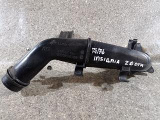 патрубок интеркулера Opel Insignia 1 поколение (A) (2008 - 2014), 2.0 л., CDTi, A 20 DTH, дизель, 6МКПП, передний привод, 13240176