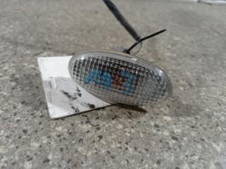 повторитель поворота на крыле правый Mazda 3 BL (2008 - 2011)