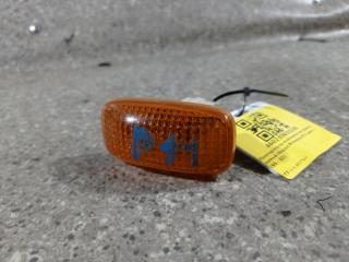 повторитель поворота на крыле левый Nissan Primera P11 [рестайлинг] (1999 - 2002)