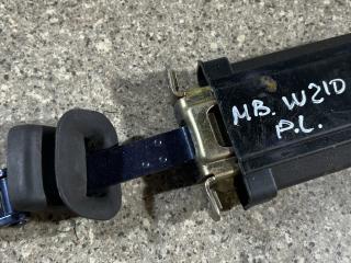 ограничитель открывания двери Mercedes-Benz E-Класс W210/S210 [рестайлинг] (1999 - 2003)