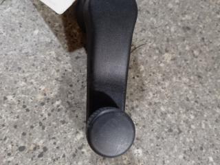 ручка стеклоподъемника Volkswagen Caddy 3 поколение (2004 - 2010)