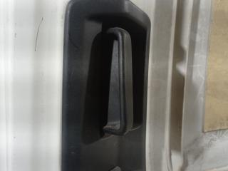 ручка внутренняя задняя правая Volkswagen Caddy 3 поколение (2004 - 2010)