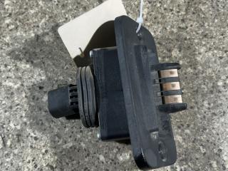 выключатель концевой (концевик) Volkswagen Caddy 3 поколение (2004 - 2010)