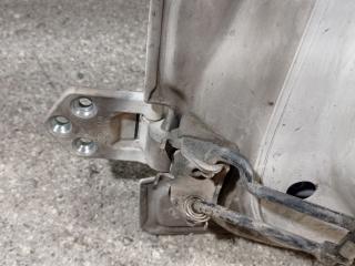 петля двери Volkswagen Caddy 3 поколение (2004 - 2010)