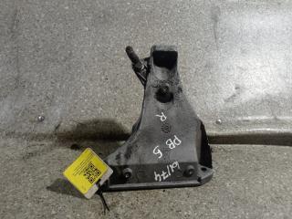 кронштейн двигателя Volkswagen Passat B5 [рестайлинг] (2000 - 2005), 1.8 л., Ti, AWM, бензин, 5МКПП, передний привод