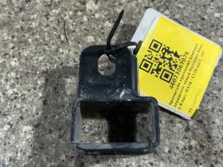 Крепление бампера переднего Mercedes-Benz S-Класс W126 / C126 [рестайлинг] (1985 - 1991), 5.6 л., i, АКПП, купе, задний привод, 1268851314