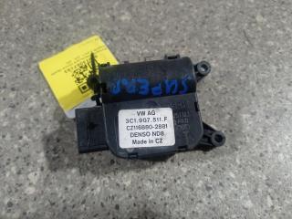 моторчик заслонки печки Skoda Superb 2 поколение [рестайлинг] (2013 - 2015), лифтбэк, 3C0907511F