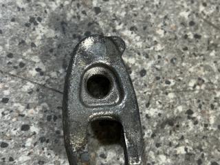 крепление форсунки Renault Megane 2 поколение (2002 - 2006), 1.5 л., DCi, K9K 732, дизель, МКПП, 8200294788