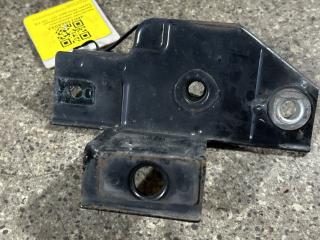 кронштейн радиатора Toyota Verso 1 поколение [рестайлинг] (2012 - 2015), 2.0 л., D-4D