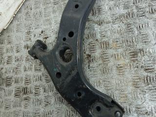 рычаг передний правый Toyota Auris 2 поколение (2012 - 2015), 1.8 л., i, универсал