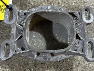 кронштейн двигателя Audi A6 4F/C6 (2004 - 2008), 3.2 л., бензин, АКПП, полный привод, 4B0199335L