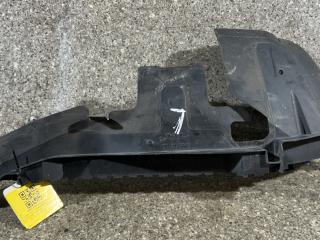 воздуховод (дефлектор) радиатора Audi A6 4F/C6 (2004 - 2008), 3.2 л., бензин, АКПП, 4F0121284C