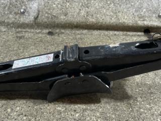 домкрат Renault Laguna 3 поколение (2007 - 2012), 1.5 л., дизель, универсал, 995500011R