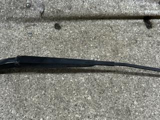 щеткодержатель (поводок стеклоочистителя, дворник) Renault Megane 3 поколение (2008 - 2014), 1.6 л., бензин, МКПП, универсал, 288810005R