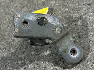 крепление ( кронштейн ) крыла Renault Megane 3 поколение (2008 - 2014), универсал, 6418003B