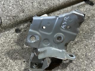 крепление ( кронштейн ) крыла Renault Megane 3 поколение (2008 - 2014), универсал, 6256002E