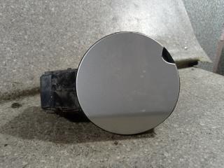 лючок топливного бака Renault Megane 3 поколение (2008 - 2014), 1.6 л., бензин, МКПП, универсал, 9873M0010