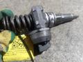 форсунка Volkswagen Caddy 3 поколение (2004 - 2010), 1.9 л., TDi, BLS, дизель, МКПП, 038130073BN, 0414720313 - фото №4