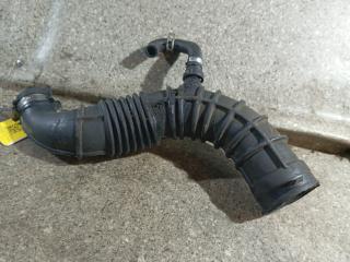 патрубок воздушного фильтра Renault Megane 2 поколение (2002 - 2006), 1.5 л., DCi, K9K 724, дизель, 5МКПП, 8200500384A