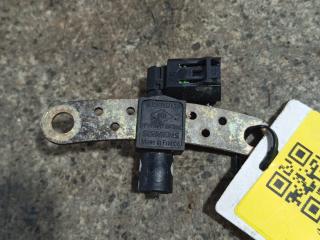 датчик коленвала Renault Megane 2 поколение (2002 - 2006), 1.6 л., i, бензин, 5МКПП, 7700103069A