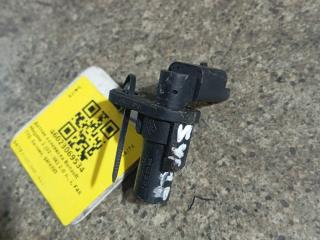 датчик коленвала Renault Megane 2 поколение (2002 - 2006), 2.0 л., i, F4R 770, бензин, 6МКПП, 8200513668