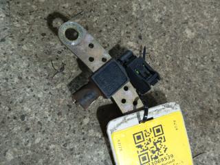 датчик коленвала Renault Megane 1 поколение [рестайлинг] (1999 - 2003), 1.4 л., i, K4J 750, бензин, 5МКПП, 7700103069A