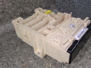 блок предохранителей Lexus GS 2 поколение 2001