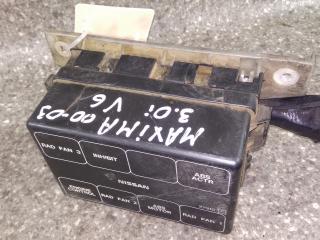 блок предохранителей Nissan Maxima A33 2002