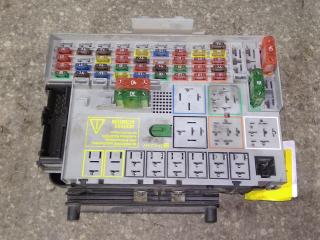 блок предохранителей Opel Zafira 1 поколение (A) 2002