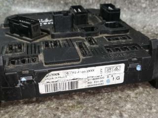 блок предохранителей Peugeot 307 1 поколение 2005